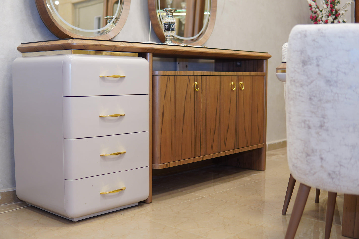 Oval moderne Esszimmer-Set - Alhariri mobel